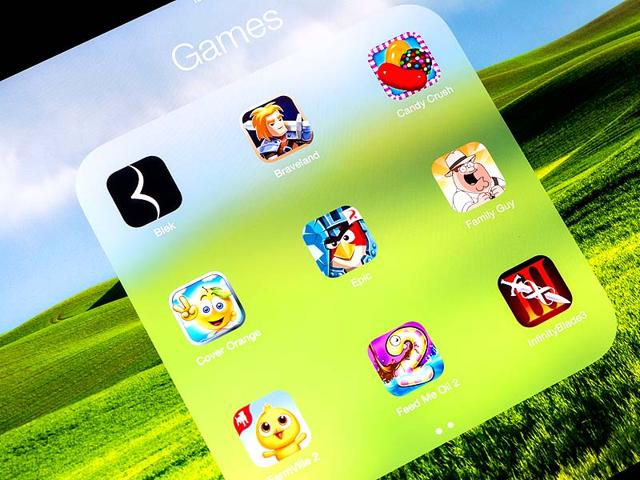 Can-you-believe-it-Playing-Farmville-on-Facebook-cements-familial-bonds-Shutterstock Can-you-believe-it-Playing-Farmville-on-Facebook-cements-familial-bonds-Shutterstock