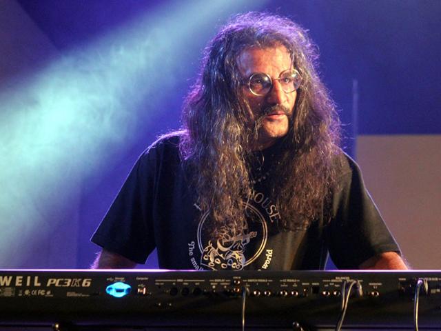 We Believe In Piracy Of Our Music Says Subir Malik Of Parikrama Hindustan Times @parikrama the first #indian #rock #band i became a crazy fan of ! music says subir malik of parikrama