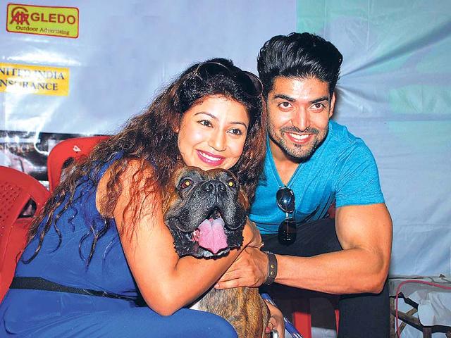 TV stars Debina Bonnerjee and her husband Gurmeet Choudhary attended a pet adoption event in Mumbai. (Photo: Viral Bhayani)