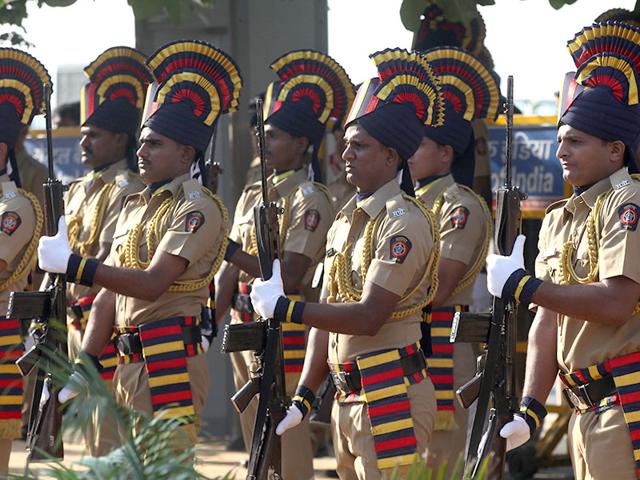The Maharashtra government has decided to discontinue the colonial-era practice of according police guard of honour to ministers and top officials during their district-level visits. (Kunal Patil/HT photo)