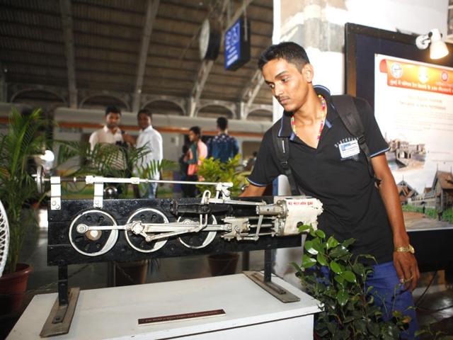 Western Railway organized an exhibition to mark its 150 years, at Bandra railway station in Mumbai. (Vidya Subramanian/HT photo)