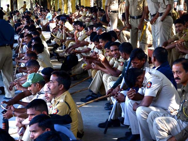 Maharashtra police personnel are deployed ahead of the winter session of the sate assembly in Nagpur. (Sunny Shende/HT photo)