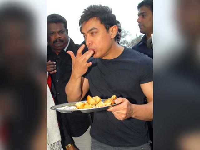 Aamir-Khan-and-Kiran-Rao-celebrated-their-son-Azad-s-third-birthday-in-Mumbai-HT-Photo Aamir-Khan-and-Kiran-Rao-celebrated-their-son-Azad-s-third-birthday-in-Mumbai-HT-Photo