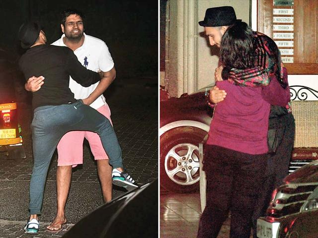 What's up with all these hugs, Ranveer? On Monday night, Ranveer Singh was seen hugging a female fan after signing autographs for her. (Photo: Yogen Shah) The actor was earlier seen hugging another person on the streets of Juhu on Sunday night.(Photos: Viral Bhayani)