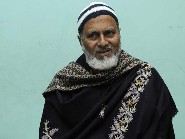 Dr-Mekail-Biswas-father-of-Mehdi-Masroor-Biswas-who-operated-pro-IS-Twitter-handle-worked-for-a-MNC-Photo-by-Samir-Jana-Hindustan-times Dr-Mekail-Biswas-father-of-Mehdi-Masroor-Biswas-who-operated-pro-IS-Twitter-handle-worked-for-a-MNC-Photo-by-Samir-Jana-Hindustan-times