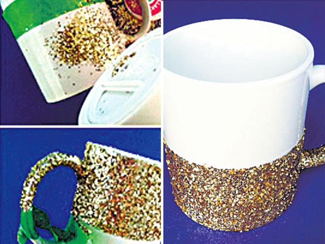 A cup full of inspiration: To serve your guests with midnight coffee or a big helping of mulled wine, take inspiration from these cup cosies, paper cup toppers and glitter-dipped beauties. If you don’t want to go the knit-way and spend time creating a customised fit, revamp an old muffler or a chunky crochet sock that you can find in your closet and make your way with the scissors.