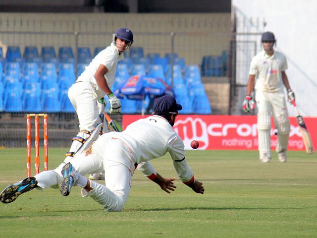 MP's Harpreet Singh Bhatia in action on the second day of Ranji trophy match between MP and UP in Indore on Monday. (Shankar Mourya/HT photo)