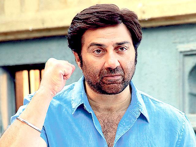 Actor-Sunny-Deol-will-have-to-pay-Rs-12-lakh-to-film-producer-Sunil-Darshan-for-an-arbitration-proceeding-between-them-as-Bombay-HC-rejected-Deol-s-plea-challenging-the-arbitral-award Actor-Sunny-Deol-will-have-to-pay-Rs-12-lakh-to-film-producer-Sunil-Darshan-for-an-arbitration-proceeding-between-them-as-Bombay-HC-rejected-Deol-s-plea-challenging-the-arbitral-award