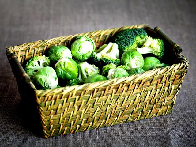 Broccoli/ cauliflower: Aside from getting the flu shot and washing your hands regularly, these cruciferous vegetables may be your top defense against winter sickness. Broccoli and cauliflower are both high in vitamin C, which is associated with enhanced immune function. If you can’t find fresh versions, don’t fret — frozen broccoli and cauliflower are just as nutritious.