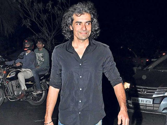 Imtiaz Ali arrives at the success bash of PK.(Photos: Viral Bhayani)