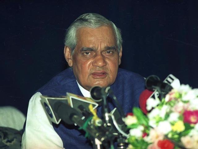 Vajpayee during a press conference at Raj Bhawan in 1998. (Subhankar Chakraborty/ HT Photo)