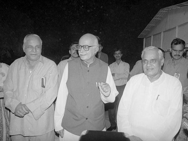 Bahujan Samaj Party leader Kanshiram , Bhartiya Janta Party leaders Atal Bihari Vajpyee and Lal Krishan Advani during a meeting in New Delhi. (Prakash Singh/ HT Photo)