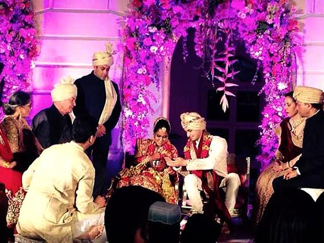 Salman Khan's sister Arpita got married to beau Aayush and Bollywood had a blast. All the glitteratti was present at Hyderabad's Falaknuma Palace where the nuptials took place as well as at a Mumbai reception. And not to forget, this was the event where Shah Rukh Khan and Salman decided to hug and make up. 