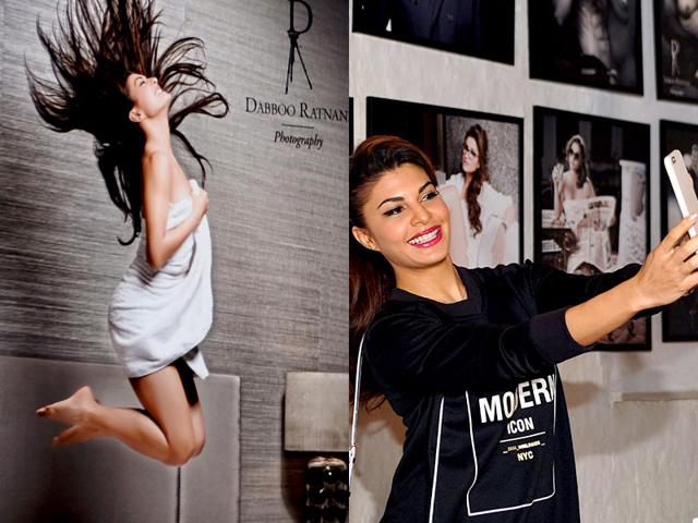 The-bubbly-Jacqueline-Fernandez-was-a-picture-of-beauty-The-actor-even-took-a-selfie-with-her-calendar-photo