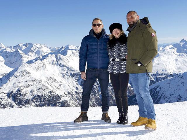 Canada goose outlet 007 spectre gold