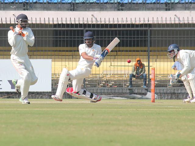 Manish Pandey of Karnataka in action during the Ranji match against Madhya Pradesh at Holkar Stadium in Indore on Thursday. (Shankar Mourya/HT photo)