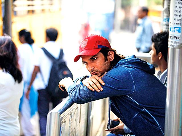 In a thoughtful pose, at a bus stand! Sushant Singh Rajput revisits his struggling days. (Photo: Vidya Subramanian/HT)