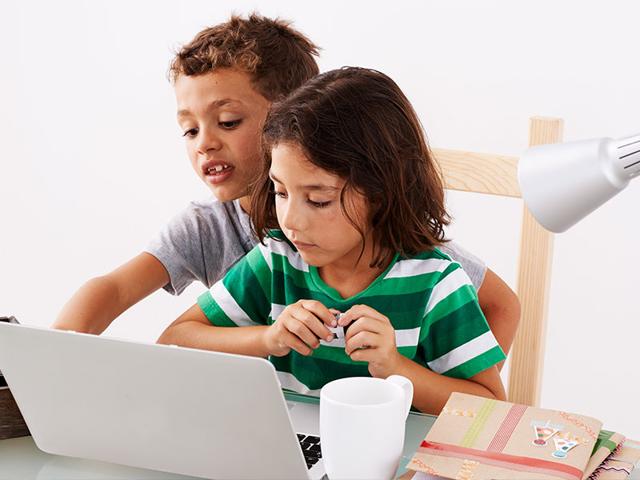 Don-t-blame-Facebook-for-your-kids-bad-grades-Shutterstock Don-t-blame-Facebook-for-your-kids-bad-grades-Shutterstock