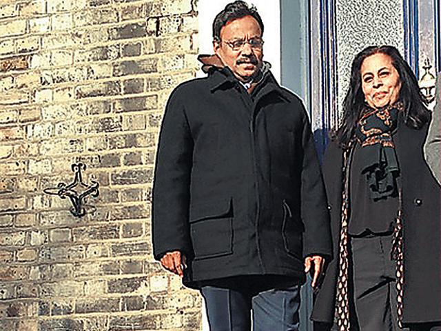 Tawde-with-Dass-outside-the-house-in-London