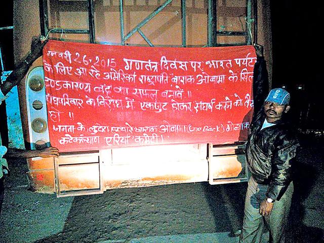 CPI-M-anti-Obama-banners-on-a-passenger-bus-in-Dantewada-south-Chhattisgarh-HT-Photo CPI-M-anti-Obama-banners-on-a-passenger-bus-in-Dantewada-south-Chhattisgarh-HT-Photo
