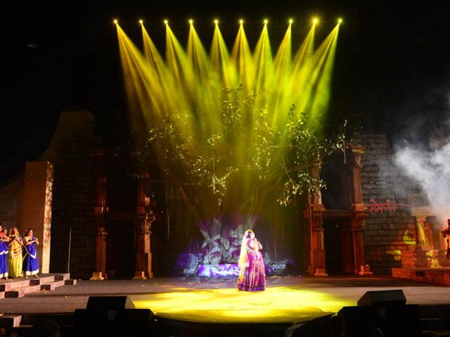 A scene from dance drama "Virag-Utsarg" staged at Ravindra Bhawan on the first day of Lokrang, in Bhopal on Monday. (Mujeeb Faruqui/HT photo)