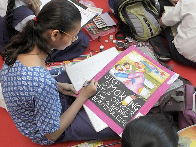 Kids from various schools participate in a drawing competition organized by Wockhard Hospital in Mumbai on the ocassion of World Cancer Day.(Kalpak Pathak/HT photo)