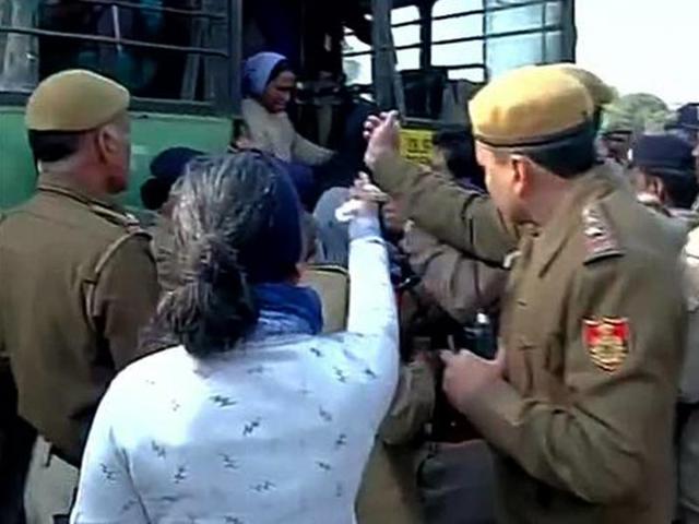 People-protest-against-recent-attacks-on-churches-in-Delhi-ANI-Photo People-protest-against-recent-attacks-on-churches-in-Delhi-ANI-Photo