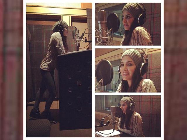Dubbing for Mastizaade: the many moods of Sunny Leone in the recording studio. (SunnyLeone/Twitter)