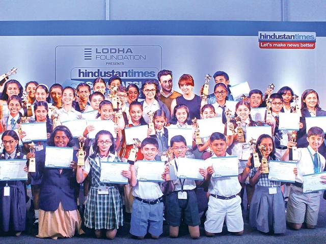 Actors-Imran-Khan-and-Huma-Qureshi-last-row-centre-with-the-50-winners-10-each-from-Classes-5-to-9-during-the-Hindustan-Times-Scholarship-Programme-2015-at-New-Cuffe-Parade-Arts-and-Culture-Centre-Wadala-Satish-Bate-HT-photo Actors-Imran-Khan-and-Huma-Qureshi-last-row-centre-with-the-50-winners-10-each-from-Classes-5-to-9-during-the-Hindustan-Times-Scholarship-Programme-2015-at-New-Cuffe-Parade-Arts-and-Culture-Centre-Wadala-Satish-Bate-HT-photo
