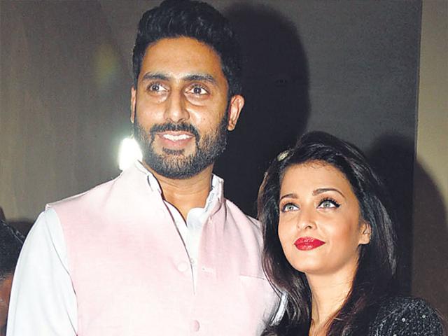 What made the day especially special for the Bachchans was the fact that it was also Abhishek's birthday. A beaming birthday boy was seen with wife Aishwarya Rai Bachchan at the event. (HT photo)