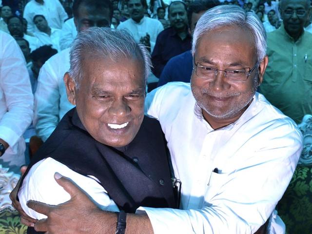 JD-U-leaders-demonstrate-outside-the-residence-of-Bihar-CM-Jitan-Ram-Manjhi-in-Patna-on-Saturday-PTI-Photo