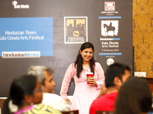 Amrita Chaudhary (in pink dress) conducts an interactive workshop on 'How to Publish', at the HT Kala Ghoda Arts Festival 2015, at Asiatic Library, in Mumbai.(Vidya Subramanian/HT Photo)