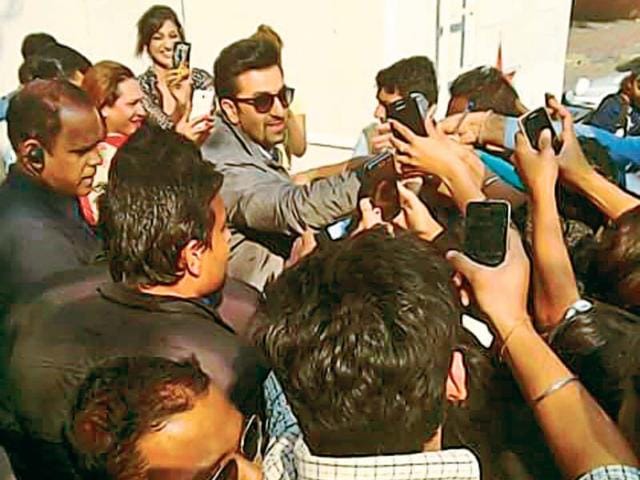 Ranbir Kapoor shoots for Tamasha outside gate no 14 of Nehru Stadium in the national capital. Several fans gathered outside the actor’s vanity van to catch a glimpse of him and click pictures. Least perturbed, Ranbir smiled through it all.