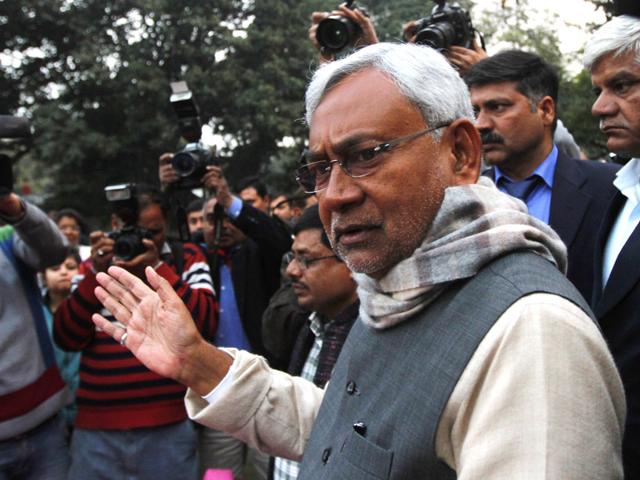 Former Bihar chief minister Nitish Kumar before meeting President Pranab Mukherjee in New Delhi. (Virendra Singh Gosain/HT Photo)
