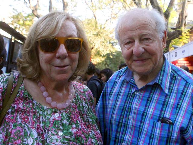 Robin Bridgeman (R) and Victoria Bridgeman (L) pose for a photo at HT Kala Ghoda Arts Festival in Mumbai. (Pratham Gokhale/HT photo)