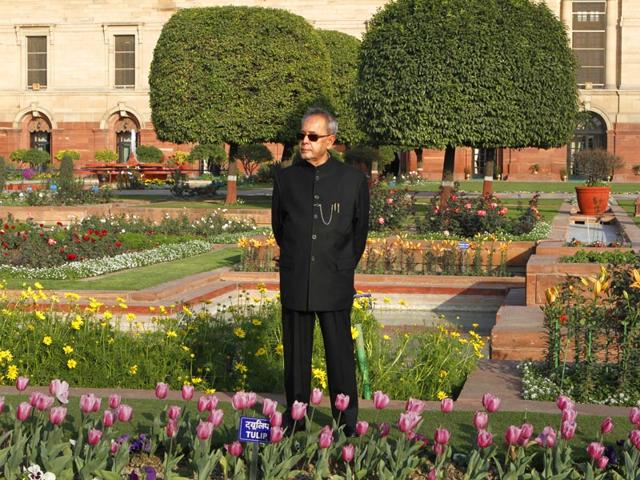 President Pranab Mukherjee at the Mughal Gardens in New Delhi. (Virendra Singh Gosain/HT Photo)