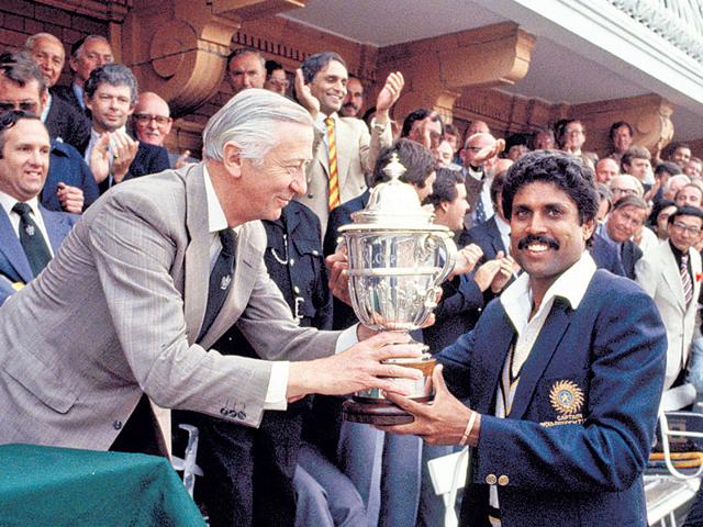 Kapil-Dev-India-s-cricket-captain-receiving-the-1983-World-Cup-London-File-photo