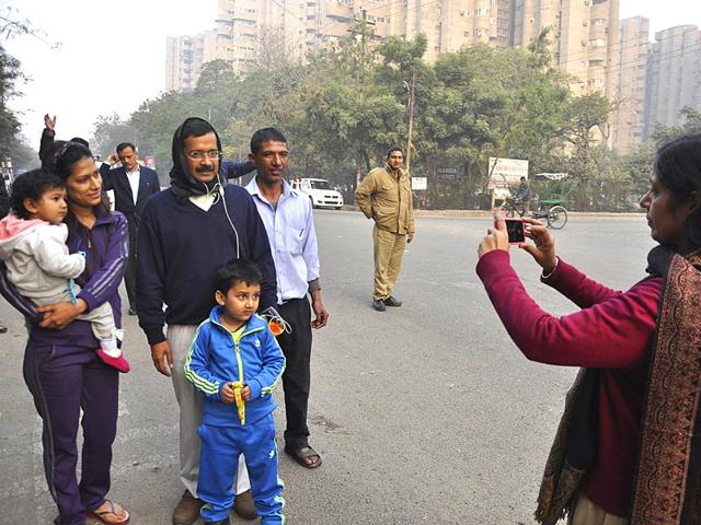 Delhi CM Arvind Kejriwal on a morning walk with wife Sunita Kejriwal, in Ghaziabad. (Sakib Ali/HT Photo)