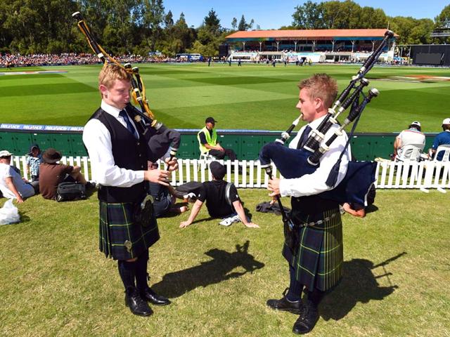 Two pipers play the bagpipes as New Zealand play Scotland during the match, the Scotish team had some support even though they were up against the home team. (AFP Photo)