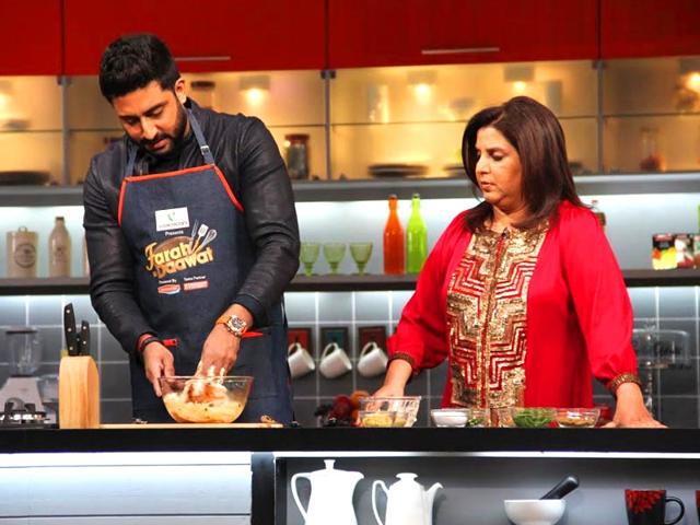 Abhishek Bachchan cooks for Farah Khan.