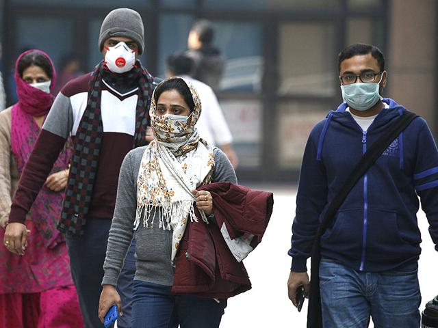 Swine-flu-suspect-patients-waiting-for-their-turn-outside-screening-centre-at-the-Dr-Ram-Manohar-Lohia-Hospital-s-special-ward-in-New-Delhi-HT-Photo-Raj-K-Raj