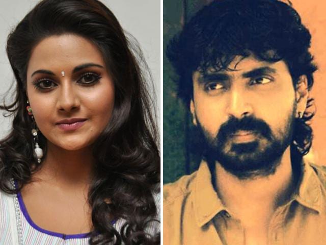 Mirantavan-stars-Prajin-and-Manochitra-with-many-special-appearances