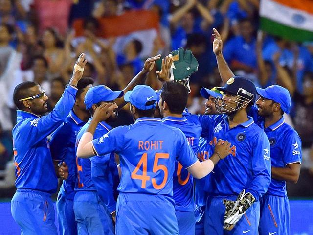 Team-India-celebrate-the-dismissal-of-South-Africa-s-David-Miller-during-the-Pool-B-2015-Cricket-World-Cup-match-between-South-Africa-and-India-at-the-Melbourne-Cricket-Ground-AFP-Photo Team-India-celebrate-the-dismissal-of-South-Africa-s-David-Miller-during-the-Pool-B-2015-Cricket-World-Cup-match-between-South-Africa-and-India-at-the-Melbourne-Cricket-Ground-AFP-Photo