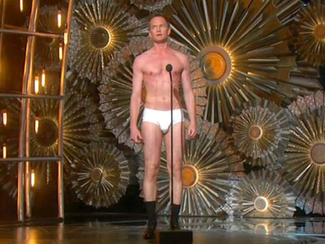 Neil-Patrick-Harris-during-Oscars-2015