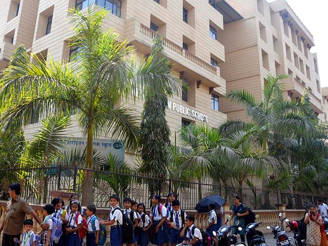 A class 6 student of New Horizon Public School in New Panvel died on Tuesday after falling from the fourth floor of his school building. (Bachchan Kumar/HT photo)