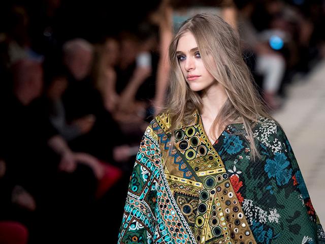 Burberry Prorsum: Earthy eyes were on show at Burberry Prorsum, where soft eggplant shades and a warm foundation base kept the look romantic and relaxed. Burberry Prorsum: Earthy eyes were on show at Burberry Prorsum, where soft eggplant shades and a warm foundation base kept the look romantic and relaxed.