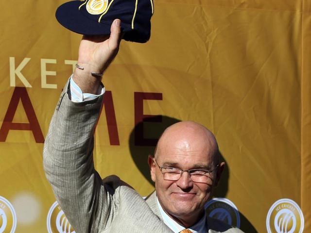 Former-New-Zealand-cricketer-Martin-Crowe-is-inducted-into-ICC-s-Cricket-Hall-of-Fame-during-the-2015-World-Cup-match-between-New-Zealand-and-Australia-at-Eden-Park-in-Auckland-AFP-Photo Former-New-Zealand-cricketer-Martin-Crowe-is-inducted-into-ICC-s-Cricket-Hall-of-Fame-during-the-2015-World-Cup-match-between-New-Zealand-and-Australia-at-Eden-Park-in-Auckland-AFP-Photo