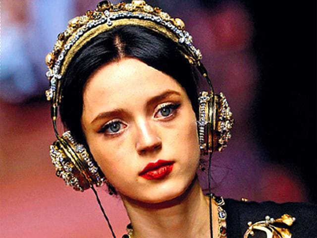 Label Dolce & Gabbana presented glammed up headphones at Milan Fashion Week, which concludes in the Italian city today. Label Dolce & Gabbana presented glammed up headphones at Milan Fashion Week, which concludes in the Italian city today.