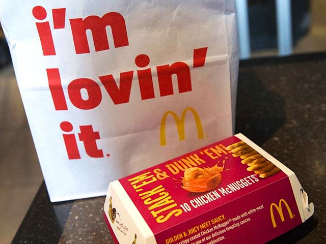 McDonald-s-Corp-s-US-restaurants-will-gradually-stop-buying-chicken-raised-with-antibiotics-vital-to-fighting-human-infections-AFP-File-Photo McDonald-s-Corp-s-US-restaurants-will-gradually-stop-buying-chicken-raised-with-antibiotics-vital-to-fighting-human-infections-AFP-File-Photo