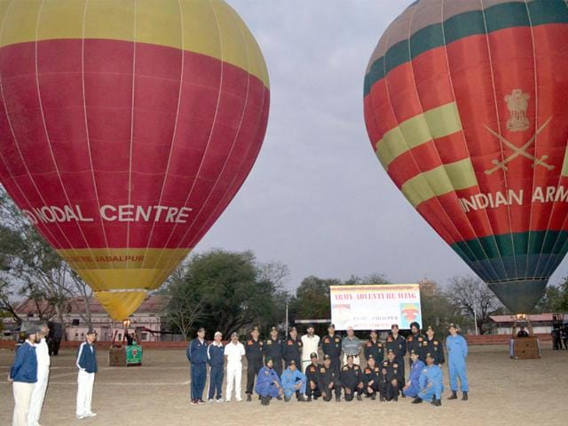 The last phase of Indian Army Hot Air Balloon Expedition being flagged off from Infantry School, Mhow on Sunday. (HT photo)